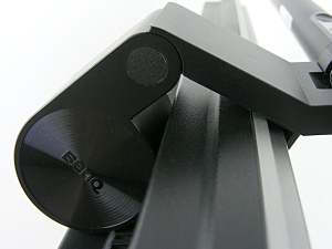 BenQ ScreenBar mit einfaher Montage durch Klemmtechnik